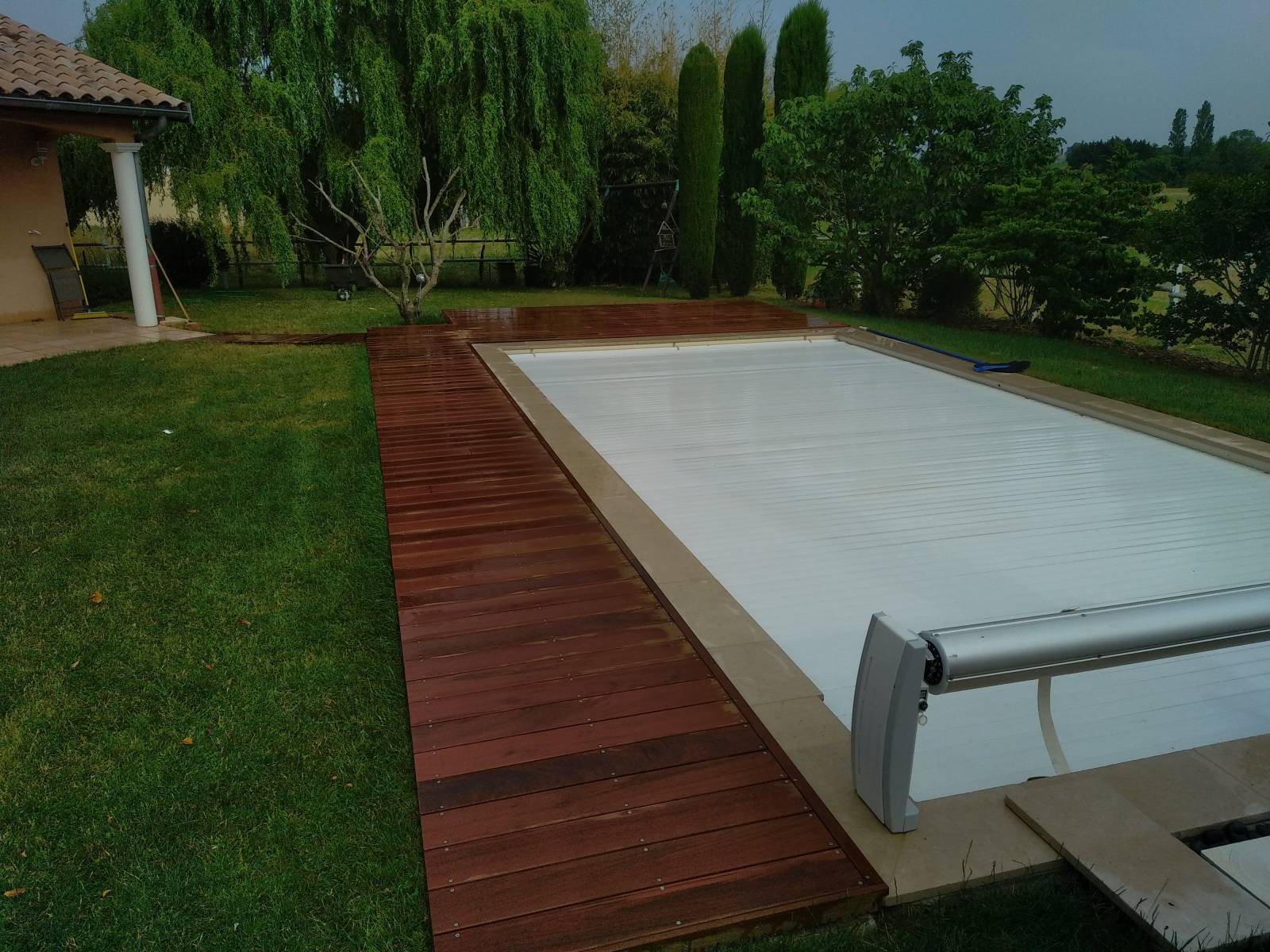 Fabricant de pergola bois autoportée Made in France à proximité de Villefranche sur Saône 69400