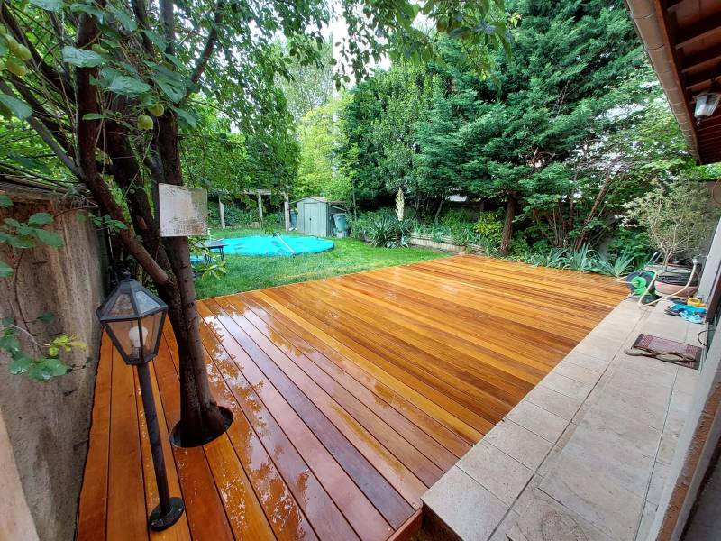 terrasse en bois exotique à lyon 9e