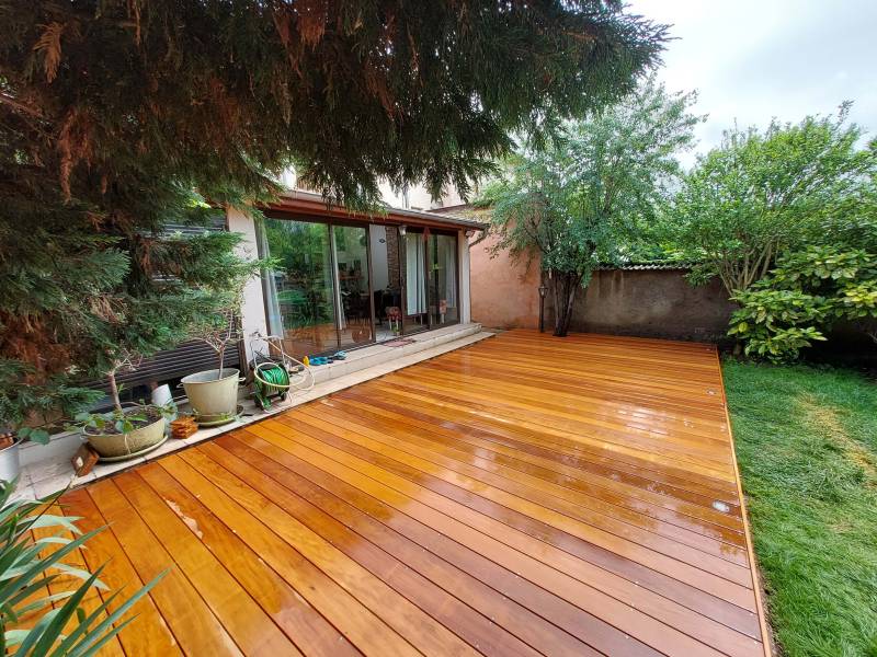 terrasse en bois exotique à lyon 9e