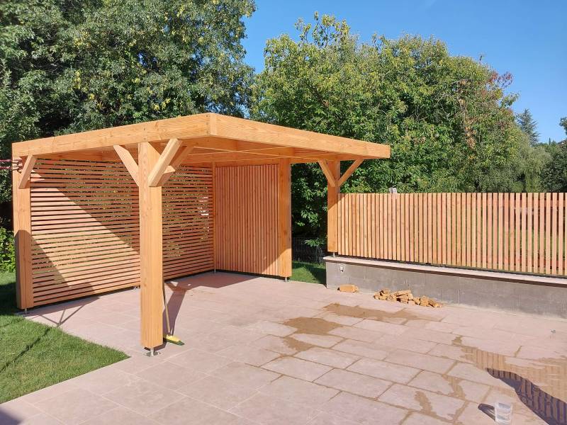 Pergola et clôture en douglas à Sainte Foy les Lyon