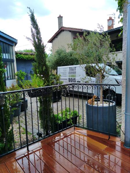 Rénovation plage de piscine Cumaru  et création d'un banc à Irigny