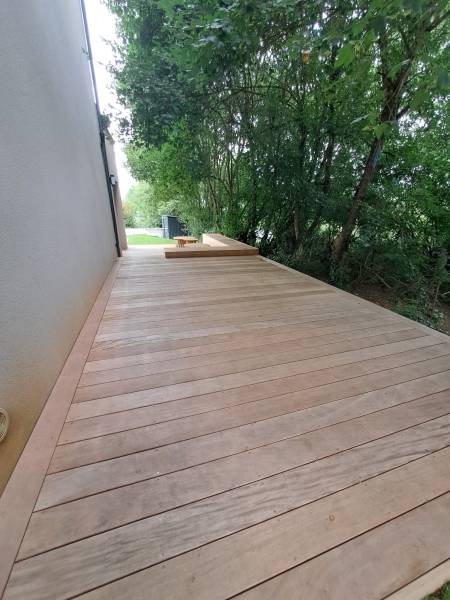 terrasse bois et banc sur mesure à Sain bel