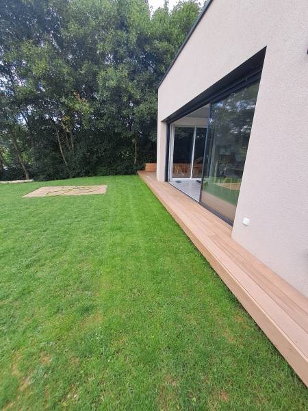 terrasse bois et banc sur mesure à Sain bel